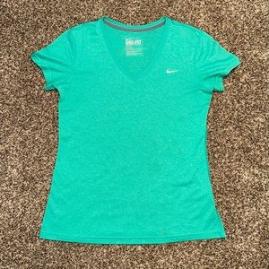 Nike relaxed fit, dry-fit, athletic shirt